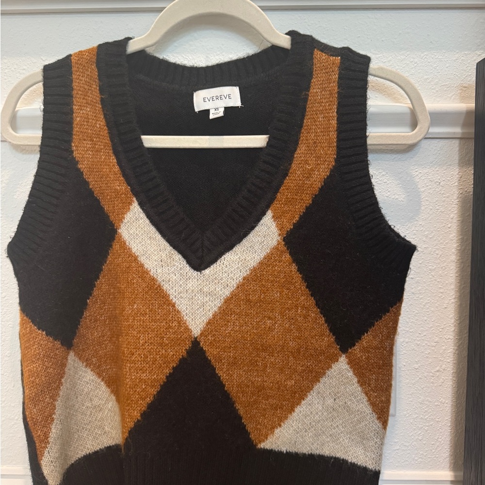 Evereve Black and Brown Argyle Knit Vest